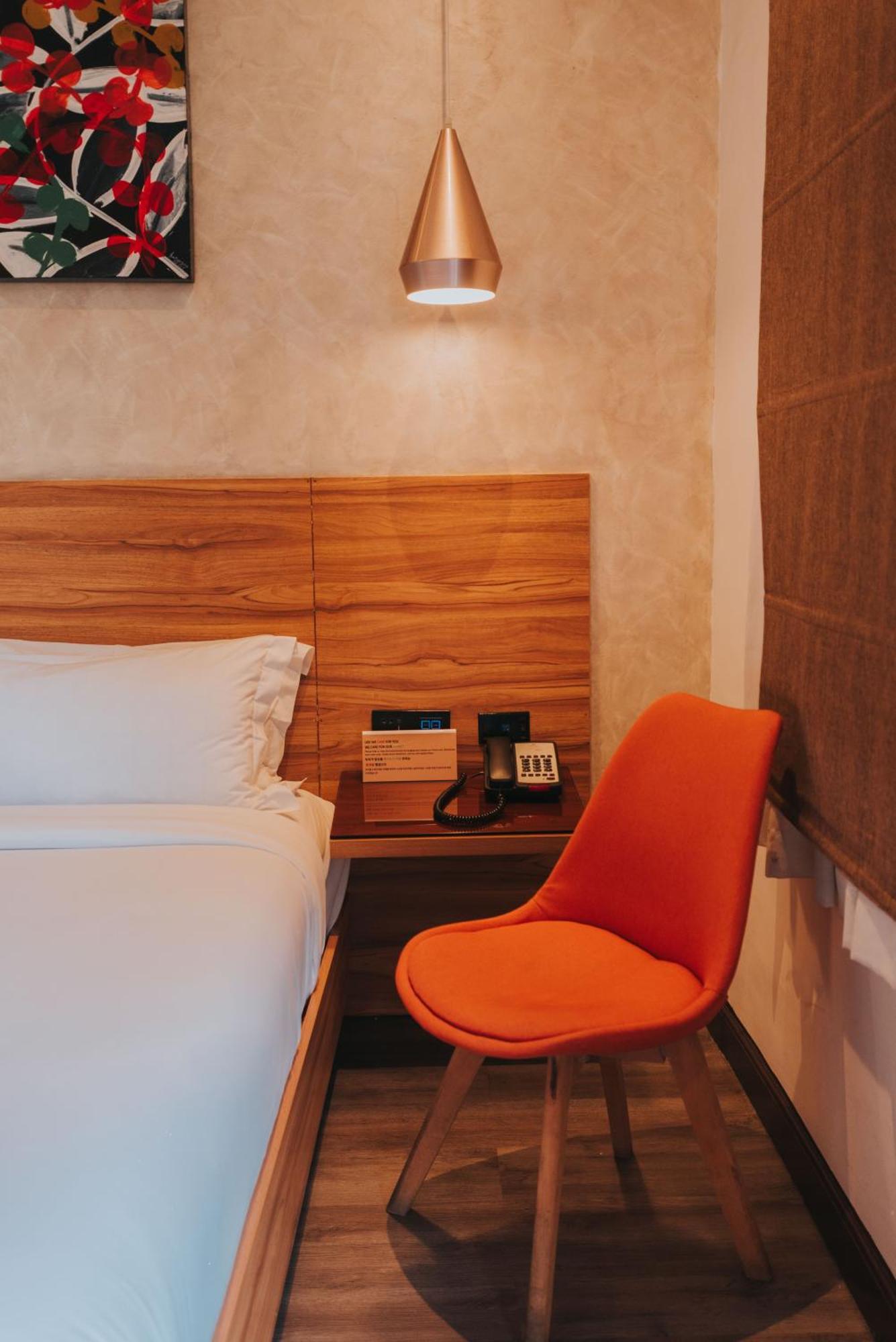 Surestay Plus Hotel By Best Western Ac Luxe Angeles City Exterior photo